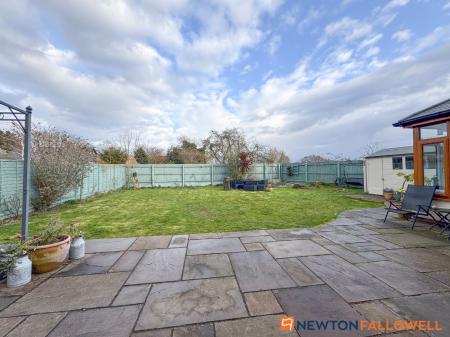 4 bedroom Detached house for sale in Main Street, South Muskham