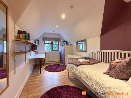 4 bedroom Detached house for sale in Main Street, South Muskham