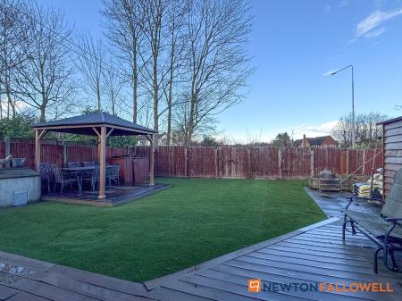 3 bedroom Detached house for sale in Whomsley Close, Newark