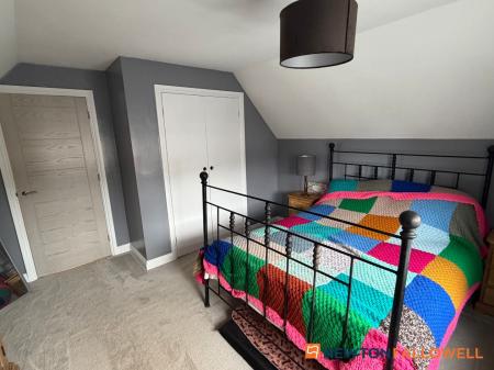 3 bedroom Detached house for sale in Whomsley Close, Newark