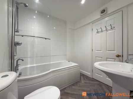 2 bedroom Flat for sale in Guildhall Street, Newark