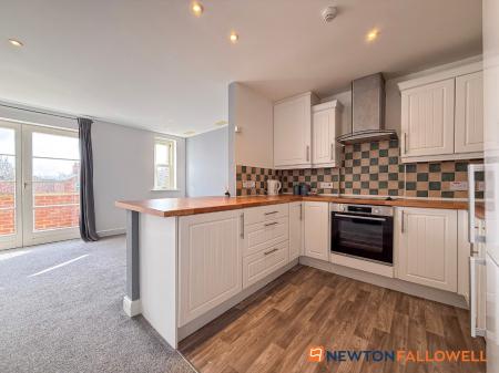 2 bedroom Flat for sale in Guildhall Street, Newark