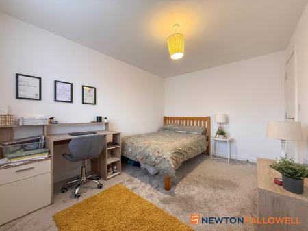 4 bedroom Semi-detached house for sale in Flaxley Lane, Middlebeck, Newark