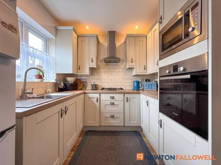 3 bedroom Semi-detached house for sale in Smith Street, Newark