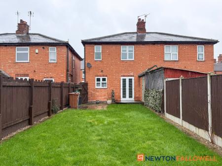 3 bedroom Semi-detached house for sale in Smith Street, Newark