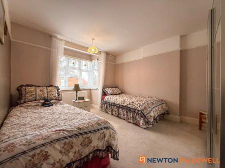 3 bedroom Semi-detached house for sale in Smith Street, Newark