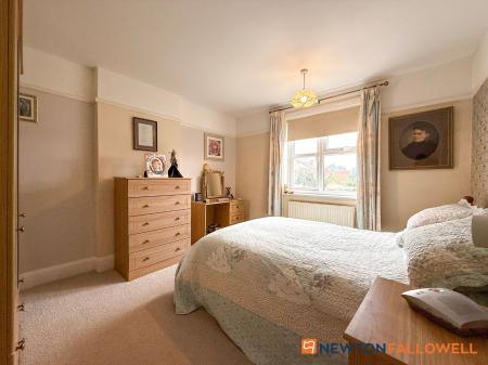 3 bedroom Semi-detached house for sale in Smith Street, Newark