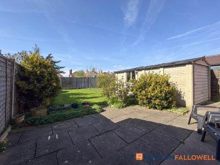 3 bedroom Semi-detached house for sale in Windsor Avenue, Newark