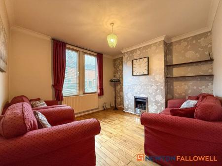 2 bedroom Terraced House for sale in Newton Street, Newark