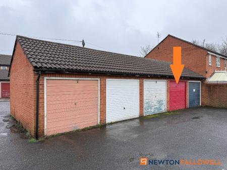 2 bedroom Semi-detached house for sale in Brittania Court, Newark