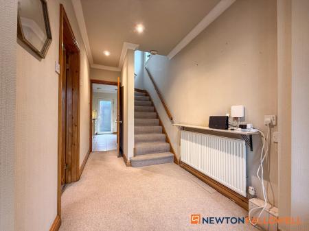 3 bedroom Semi-detached house for sale in Winthorpe Road, Newark