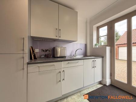 4 bedroom Detached house for sale in Main Street, Upton