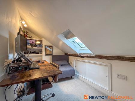 3 bedroom Town house for sale in Mill Gate, Newark