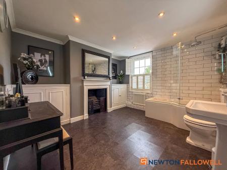 3 bedroom Town house for sale in Mill Gate, Newark