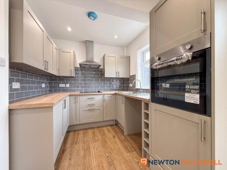 3 bedroom Semi-detached house for sale in Smith Street, Newark
