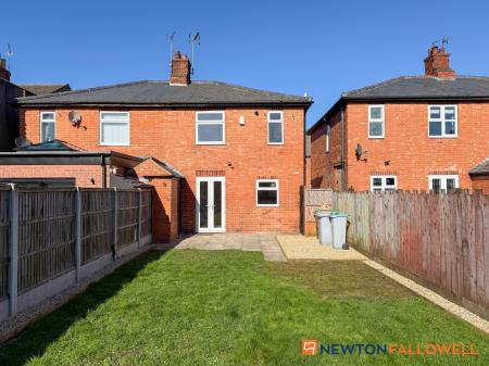 3 bedroom Semi-detached house for sale in Smith Street, Newark