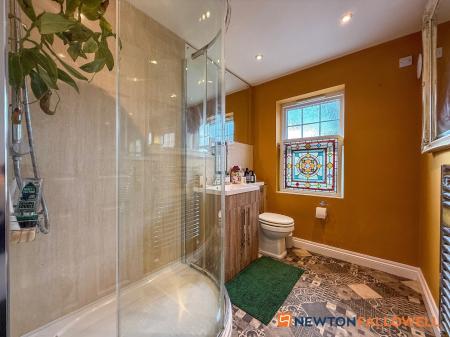 5 bedroom Detached house for sale in Bells Court, Carlton-le-Moorland