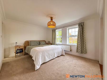 5 bedroom Detached house for sale in Bells Court, Carlton-le-Moorland