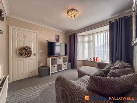 3 bedroom Semi-detached house for sale in Bowbridge Road, Newark