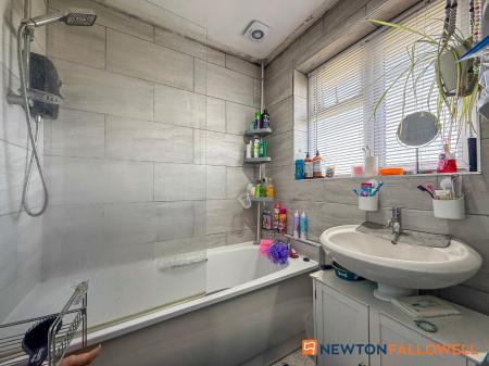 3 bedroom Semi-detached house for sale in Trinity Road, Newark