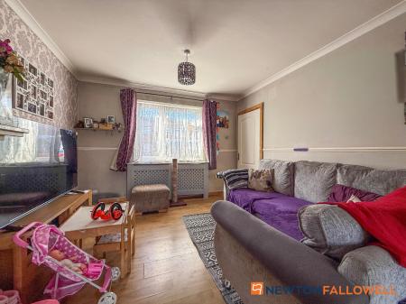 3 bedroom Semi-detached house for sale in Trinity Road, Newark