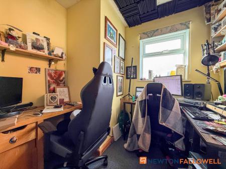 3 bedroom Semi-detached house for sale in Trinity Road, Newark