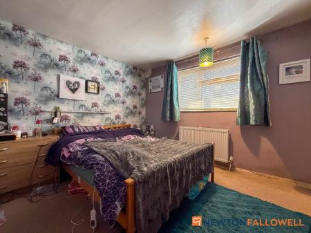 3 bedroom Semi-detached house for sale in Trinity Road, Newark