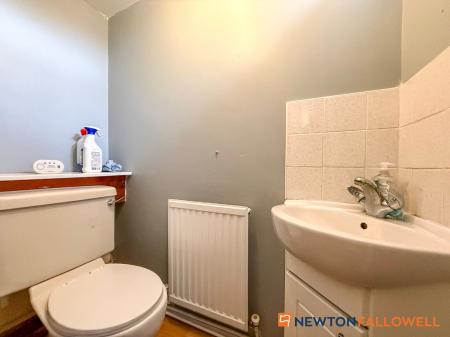 3 bedroom Terraced House for sale in Tenzing Walk, Balderton