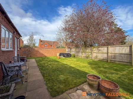 3 bedroom Detached bungalow for sale in Manor Drive, Long Bennington