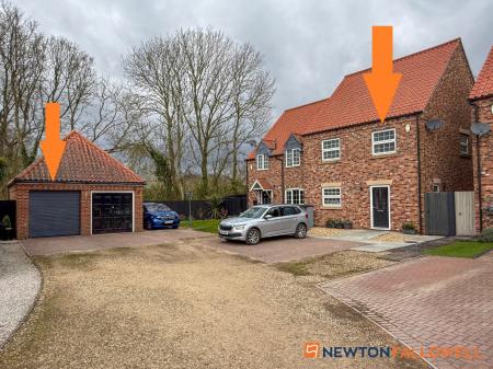 4 bedroom Semi-detached house for sale in Skayman Fields, Carlton-le-Moorland