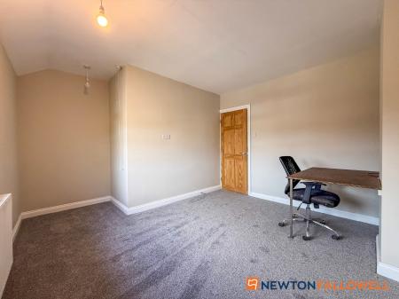 3 bedroom End of terrace house for sale in Stafford Avenue, Balderton
