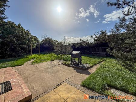 3 bedroom End of terrace house for sale in Stafford Avenue, Balderton