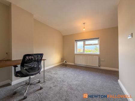 3 bedroom End of terrace house for sale in Stafford Avenue, Balderton