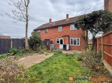 3 bedroom Semi-detached house for sale in The Grange, North Muskham