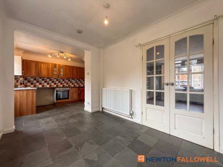 3 bedroom Semi-detached house for sale in The Grange, North Muskham