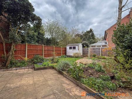 3 bedroom Semi-detached house for sale in The Grange, North Muskham