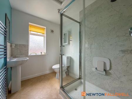 2 bedroom Semi-detached house for sale in Pelham Close, Newark