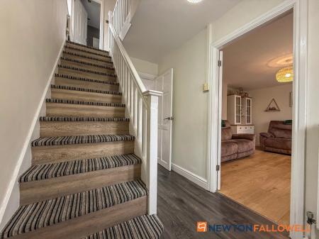 3 bedroom End of terrace house for sale in Mercia Road, Newark