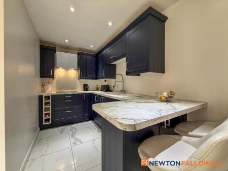 4 bedroom End of terrace house for sale in High Street, Collingham