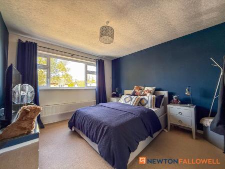 3 bedroom Detached house for sale in Valley Prospect, Newark