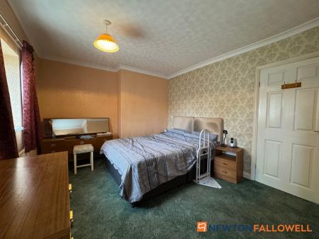 3 bedroom Semi-detached house for sale in First Square, Stainforth