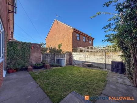 2 bedroom End of terrace house for sale in Pelham Street, Newark