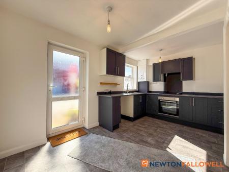 2 bedroom End of terrace house for sale in Pelham Street, Newark