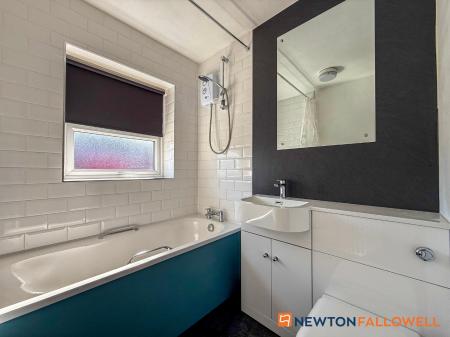 2 bedroom End of terrace house for sale in Pelham Street, Newark