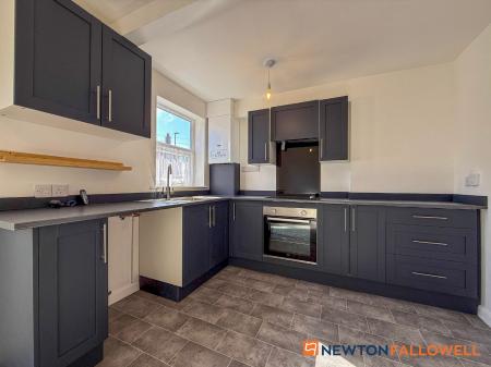 2 bedroom End of terrace house for sale in Pelham Street, Newark