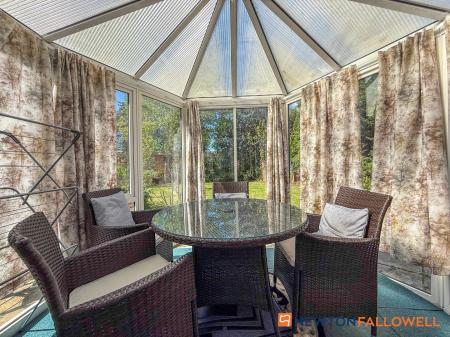 3 bedroom Detached house for sale in Sheridan Close, Balderton