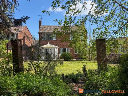 3 bedroom Detached house for sale in Sheridan Close, Balderton