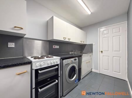 1 bedroom Flat for sale in Willow Road, Balderton, NG24