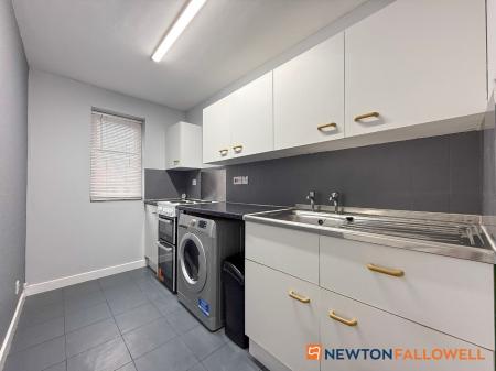 1 bedroom Flat for sale in Willow Road, Balderton, NG24