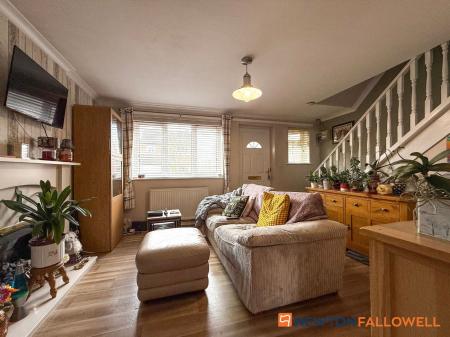 2 bedroom Terraced House for sale in Old Mill Crescent, Newark, NG24